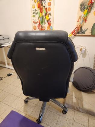כיסא מנהלים סופר נוח של
