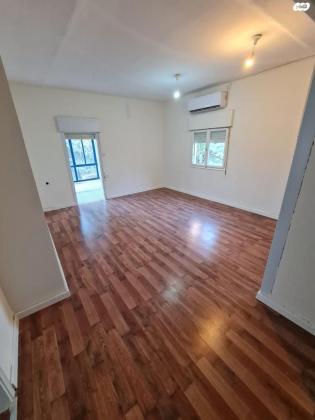 עין גדי 6 (שיינקין)