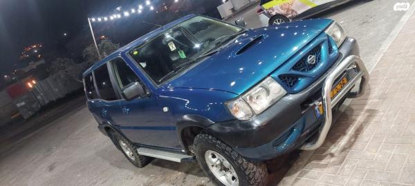 ניסאן טראנו ארוך 4X4 SR אוט' דיזל 2.7 (125 כ''ס) דיזל 2002 למכירה באום אל פחם