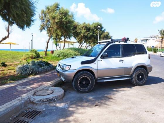 ניסאן טראנו קצר 4X4 SR אוט' דיזל 2.7 (125 כ''ס) דיזל 2000 למכירה באעבלין