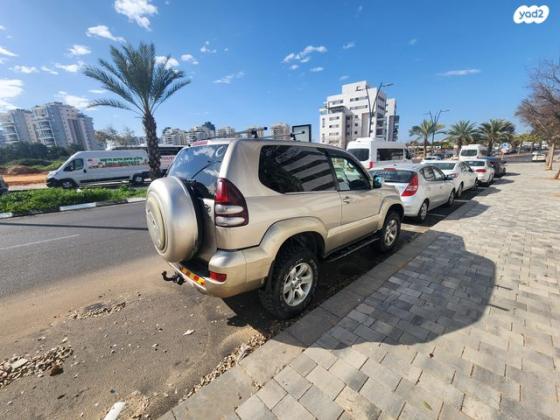 טויוטה לנד קרוזר קצר 4X4 Luxury אוט' דיזל 3.0 (166 כ''ס) דיזל 2005 למכירה בבאר יעקב