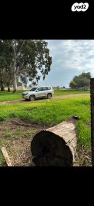 טויוטה לנד קרוזר ארוך 4X4 Luxury Led אוט' דיזל 7 מק' 3.0 (190 כ''ס) דיזל 2015 למכירה בחולון