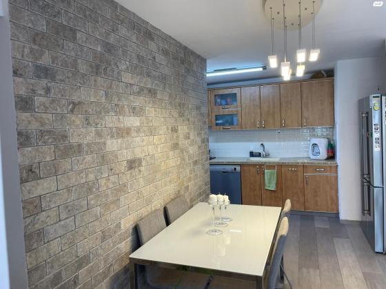 פנחס לבון 6 (שיכון ותיקים)