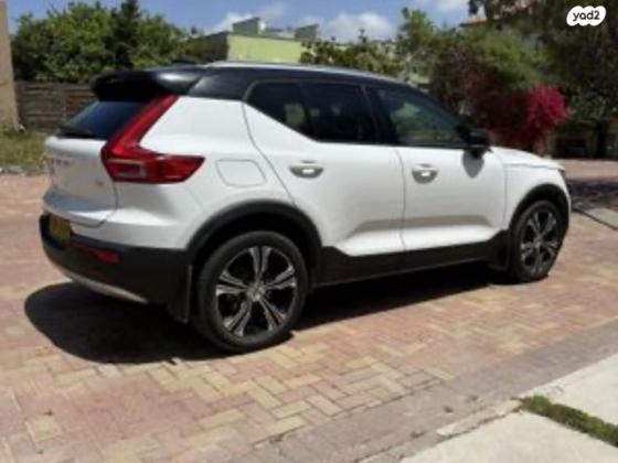 וולוו XC40 T4 Momentum with Leather אוט' 2.0 (190 כ''ס) בנזין 2020 למכירה בגבעת שפירא
