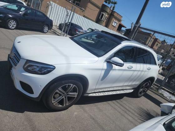 מרצדס GLC 4X4 GLC250 4MATIC Premium אוט' 2.0 (211 כ''ס) בנזין 2017 למכירה בעראבה