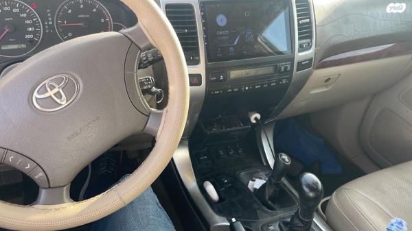 טויוטה לנד קרוזר ארוך 4X4 STD אוט' דיזל 5 מק' 3.0 (166 כ"ס) דיזל 2004 למכירה בבאר שבע