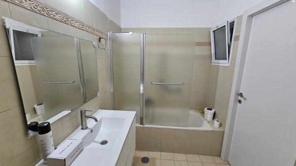 הסנה 4 (אפרידר)