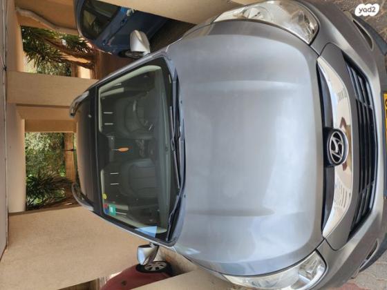 יונדאי iX35 4X4 Elite אוט' 2.4 (174 כ''ס) בנזין 2011 למכירה ברמת השרון