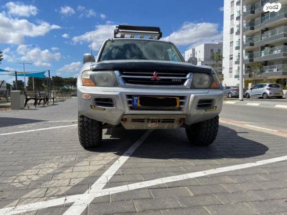 מיצובישי פג'רו ארוך 4X4 GLX אוט' דיזל 7 מק' 3.2 (165 כ''ס) דיזל 2001 למכירה בבאר שבע