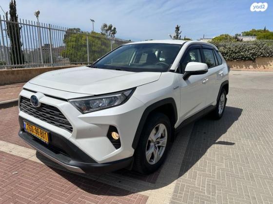 טויוטה RAV4 הייבריד E-xperience הייבריד 5 דל' אוט' 2.5 (178 כ''ס) בנזין 2019 למכירה בראשון לציון