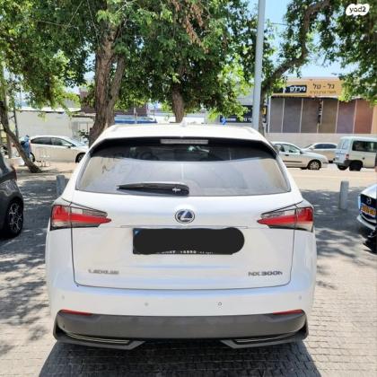 לקסוס NX 4X2 300H Premium אוט' 2.5 (155 כ''ס) בנזין 2015 למכירה בבת ים