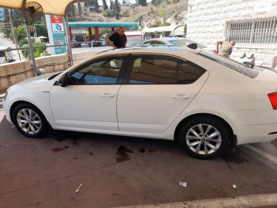 סקודה אוקטביה Special ידני דיזל 2.0 (150 כ"ס) דיזל 2018 למכירה בנצרת