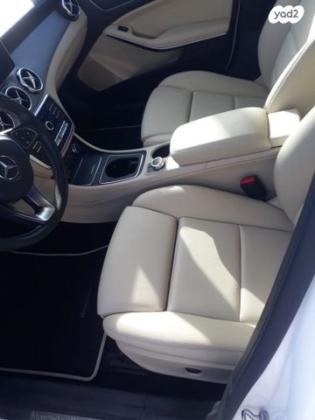 מרצדס GLA GLA200 Urban FL אוט' 1.6 (156 כ"ס) [2017 ואילך] בנזין 2019 למכירה בנתניה
