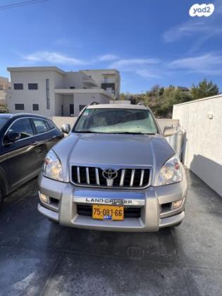טויוטה לנד קרוזר קצר 4X4 Premium אוט' דיזל 3.0 (173 כ''ס) דיזל 2008 למכירה בגבעת ברנר
