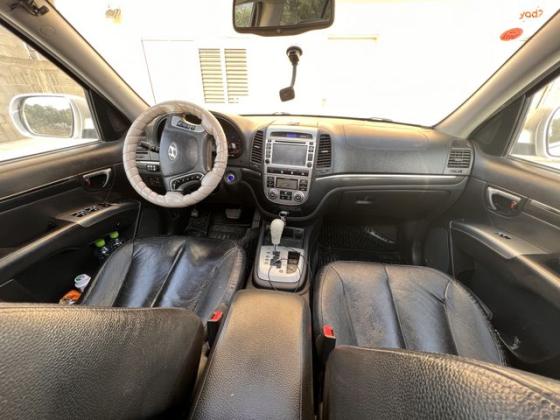 יונדאי סנטה פה 4X4 Luxury אוט' דיזל 7 מק' 2.2 (197 כ''ס) דיזל 2011 למכירה בבאר שבע