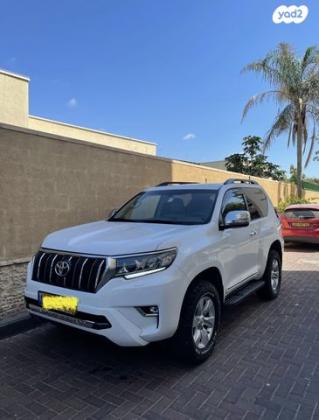 טויוטה לנד קרוזר קצר 4X4 Luxury אוט' דיזל 2.8 (177 כ"ס) דיזל 2019 למכירה בעכו
