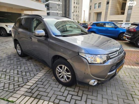מיצובישי אאוטלנדר Instyle אוט' 5 מק' 2.0 (150 כ"ס) בנזין 2014 למכירה בגני תקווה