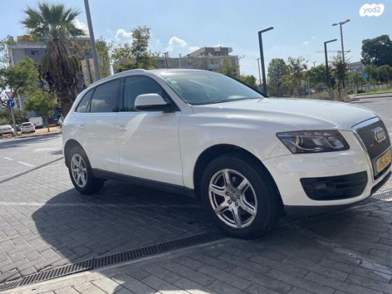 אאודי Q5 4X4 Luxury אוט' 2.0 (211 כ''ס) בנזין 2012 למכירה בהרצליה