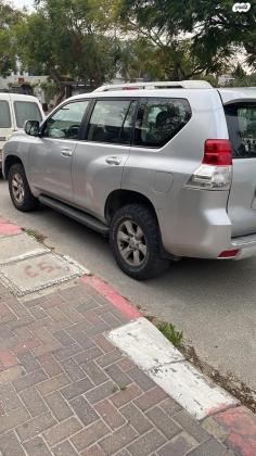 טויוטה לנד קרוזר ארוך 4X4 Select אוט' דיזל 7 מק' 3.0 (173 כ''ס) דיזל 2010 למכירה בעין שריד
