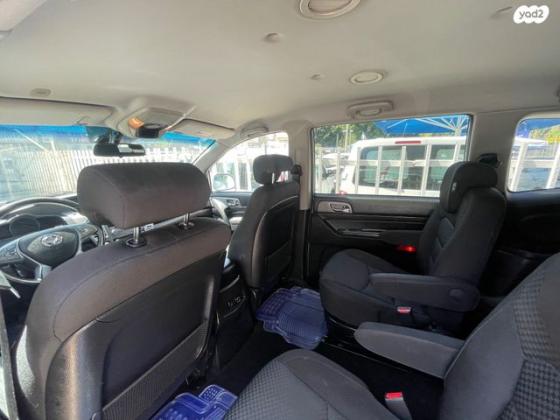 סאנגיונג רודיוס DLX אוט' דיזל 7 מק' 2.2 (178 כ"ס) דיזל 2018 למכירה ברחובות