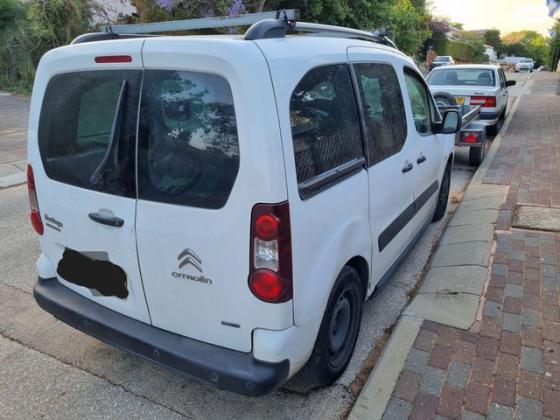 סיטרואן ברלינגו דור 2 (2008-2019) XTR רובוטית דיזל 1.6 (100 כ"ס) דיזל 2016 למכירה בנירית