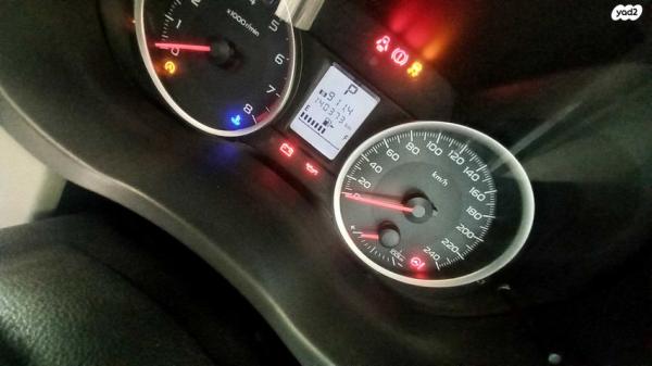 סובארו פורסטר 4X4 2.0Z אוט' 2.0 (150 כ''ס) בנזין 2016 למכירה בערד