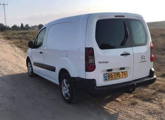 סיטרואן ברלינגו דור 2 (2008-2019) Maxi ידני דיזל 3 דל' 1.6 (90 כ"ס) דיזל 2014 למכירה ביגל