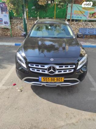 מרצדס GLA GLA200 Urban FL אוט' 1.6 (156 כ"ס) [2017 ואילך] בנזין 2019 למכירה בפתח תקווה