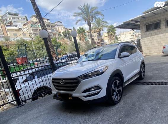 יונדאי טוסון Open Sky אוט' בנזין 2.0 (155 כ"ס) בנזין 2017 למכירה בנצרת
