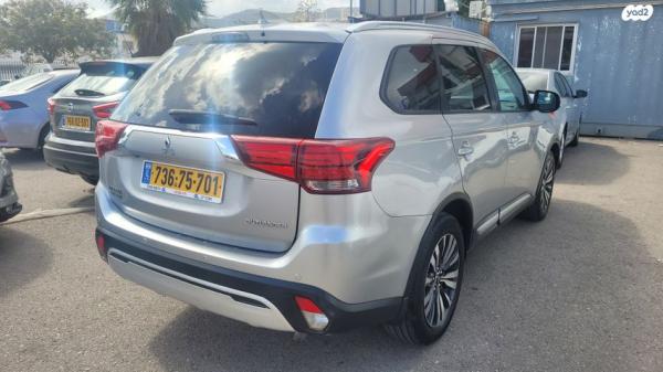 מיצובישי אאוטלנדר Instyle אוט' 7 מק' 2.0 (150 כ"ס) בנזין 2019 למכירה ב