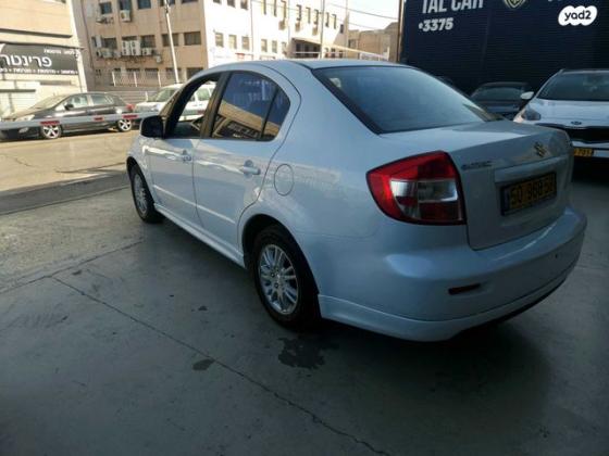 סוזוקי SX4 GLX סדאן אוט' 1.6 (119 כ"ס) בנזין 2014 למכירה בחולון