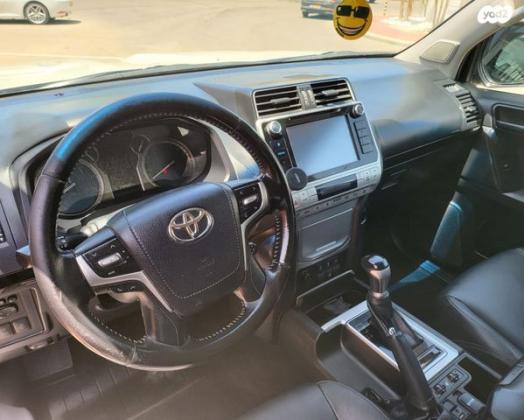 טויוטה לנד קרוזר קצר 4X4 Luxury אוט' דיזל 2.8 (177 כ"ס) דיזל 2019 למכירה באשקלון
