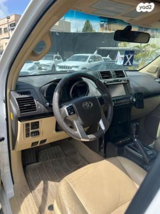 טויוטה לנד קרוזר קצר 4X4 Luxury אוט' דיזל 2.8 (177 כ"ס) דיזל 2016 למכירה בעראבה