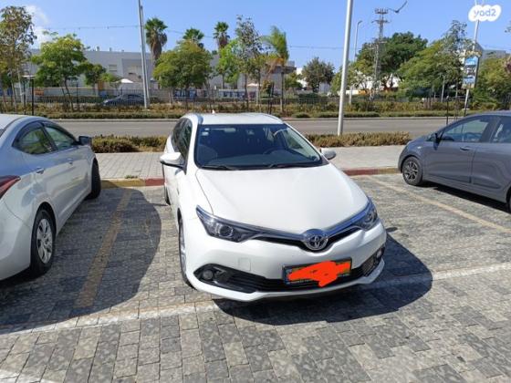 טויוטה אוריס הייבריד TS סטיישן הייבריד אוט' 1.8 (99 כ"ס) בנזין 2016 למכירה בראשון לציון