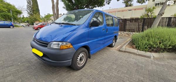 טויוטה הייאס ארוך STD אוט' דיזל 2.5 (102 כ''ס) דיזל 2001 למכירה במודיעין מכבים רעות