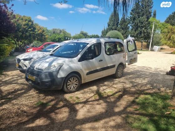 סיטרואן ברלינגו דור 2 (2008-2019) Comfort ידני דיזל 4 דל' 1.6 (75 כ"ס) דיזל 2015 למכירה בגיאה