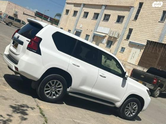 טויוטה לנד קרוזר ארוך Sahara אוט' 7 מק' דיזל 5 דל' 2.8 (204 כ"ס) דיזל 2021 למכירה בבאר שבע