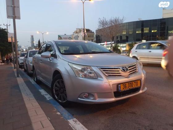 טויוטה אוונסיס אוט' 2.0 (152 כ"ס) [2009-2015] בנזין 2010 למכירה ברמת גן