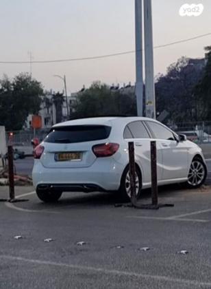 מרצדס A-Class A180 Urban אוט' 1.6 (122 כ"ס) בנזין 2016 למכירה בחולון