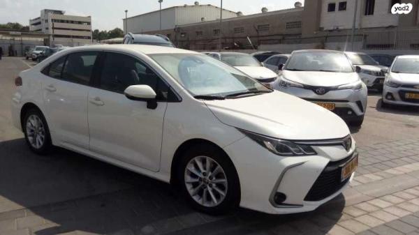 טויוטה קורולה Sun אוט' 1.6 (132 כ"ס) בנזין 2020 למכירה בחיפה