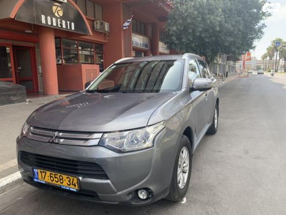 מיצובישי אאוטלנדר Instyle אוט' 5 מק' 2.0 (150 כ"ס) בנזין 2015 למכירה בתל אביב יפו