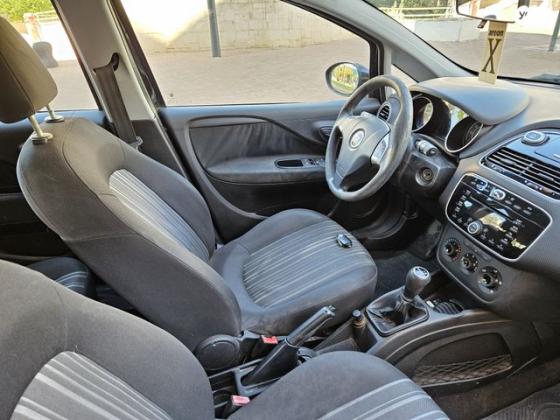 פיאט פונטו איבו (דור III מתיחת פנים) Active רובוטית 1.4 (78 כ''ס) בנזין 2012 למכירה בקרית אונו