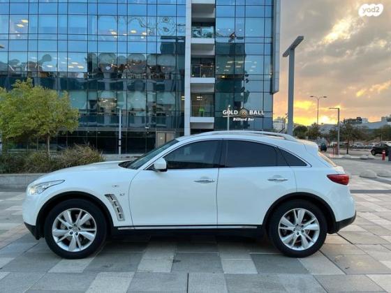 אינפיניטי QX70 / FX37 4X4 GT Premium אוט' 3.7 (320 כ"ס) בנזין 2018 למכירה בחולון