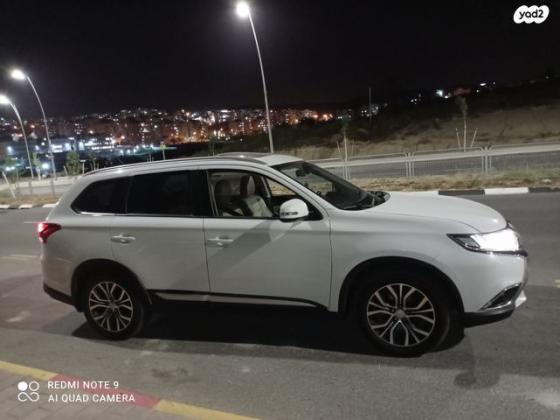 מיצובישי אאוטלנדר Premium אוט' 7 מק' 2.0 (150 כ''ס) בנזין 2016 למכירה בבית שמש