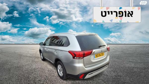 מיצובישי אאוטלנדר Intense אוט' 7 מק' 2.0 (150 כ"ס) בנזין 2021 למכירה ב