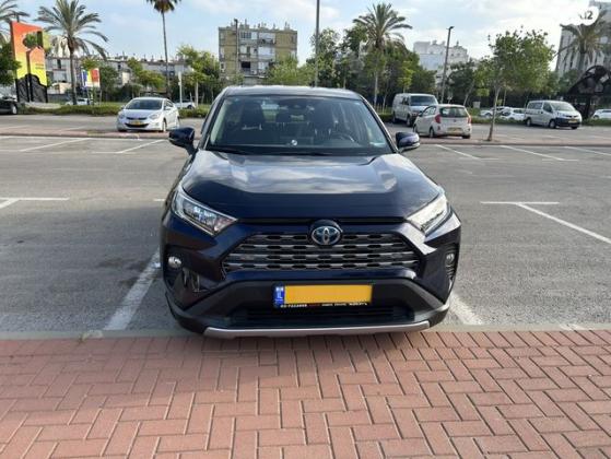 טויוטה RAV4 הייבריד 4X4 E-xperience הייבריד אוט' 2.5 (178 כ''ס) בנזין 2019 למכירה בחולון