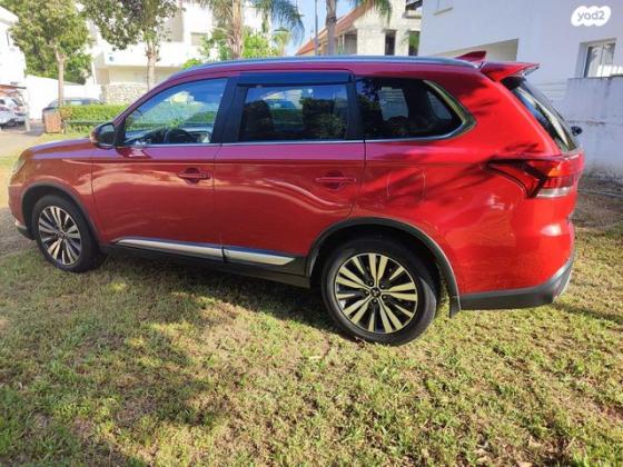 מיצובישי אאוטלנדר Premium אוט' 7 מק' 2.0 (150 כ''ס) בנזין 2018 למכירה בתל אביב יפו