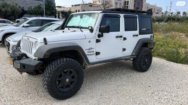ג'יפ / Jeep רנגלר ארוך 4X4 Unlimited Sport אוט' 3.6 (280 כ''ס) ק'-2 בנזין 2016 למכירה בהרצליה