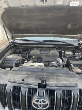 טויוטה לנד קרוזר ארוך 4X4 Luxury אוט' דיזל 7 מק' 3.0 (190 כ''ס) דיזל 2014 למכירה בכפר ורדים
