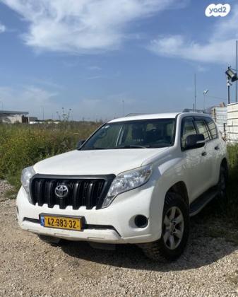 טויוטה לנד קרוזר ארוך 4X4 TS אוט' דיזל 5 מק' 3.0 (190 כ''ס) דיזל 2015 למכירה בתל אביב יפו